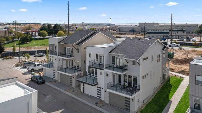 Building Photo - 1277 E Echelon Rdg Ln
