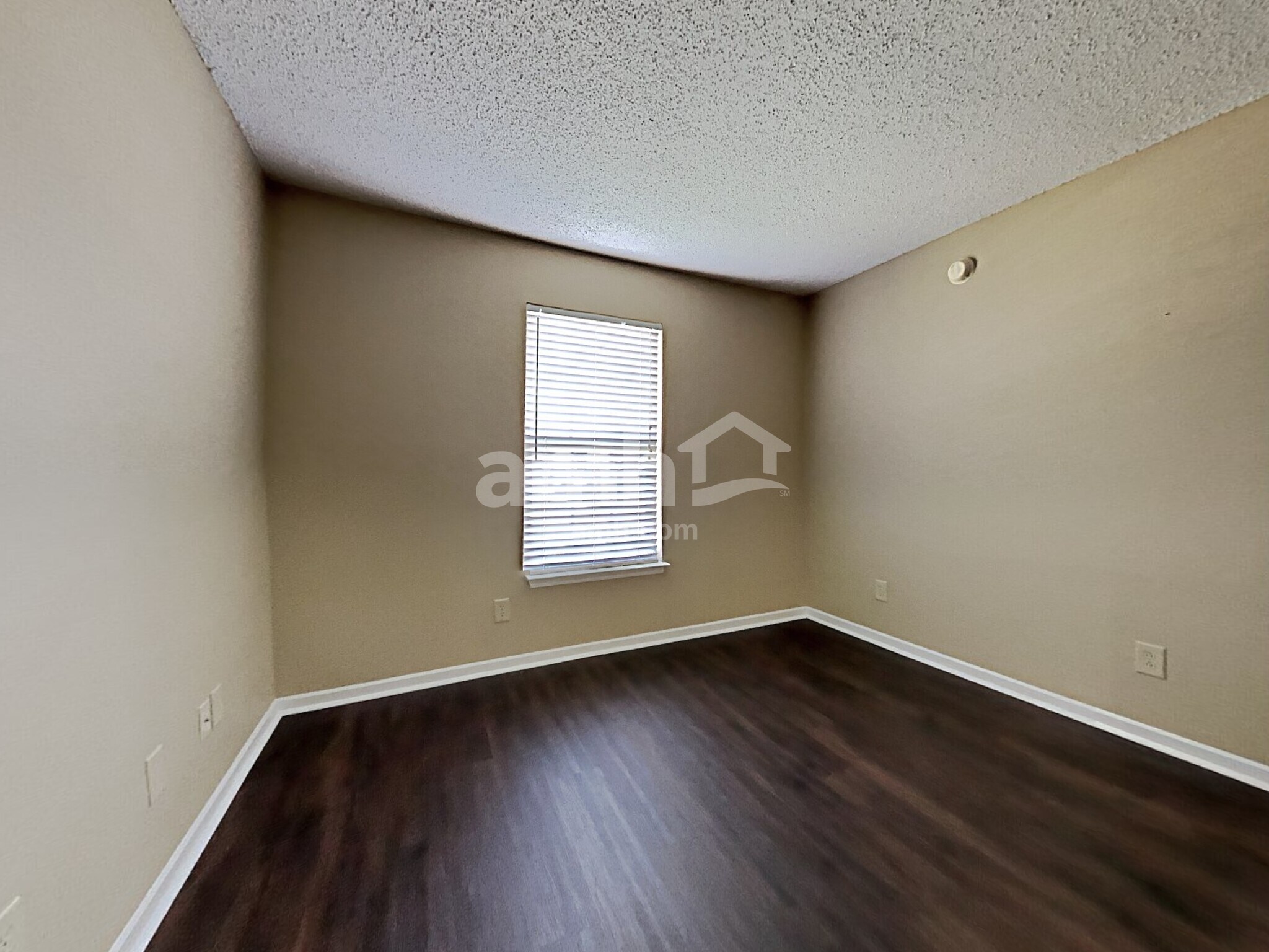 Building Photo - 14407 Banister Dr