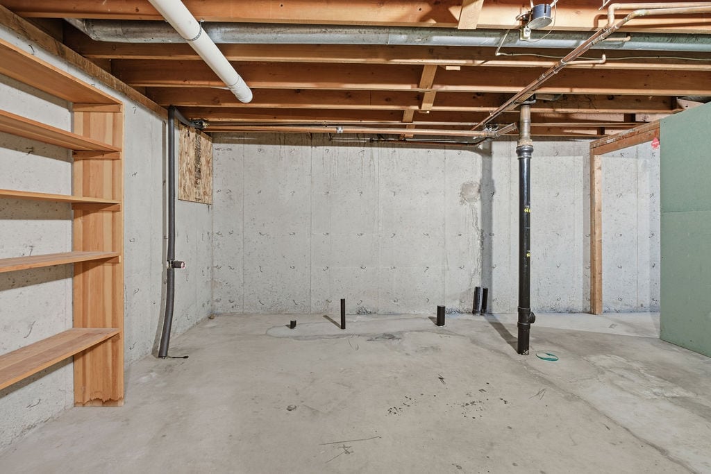Basement Dry Storage - 12202 E 10th Ave