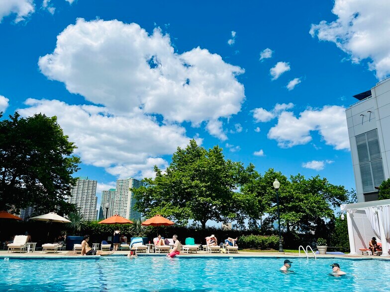 Building Photo - 20 2nd St