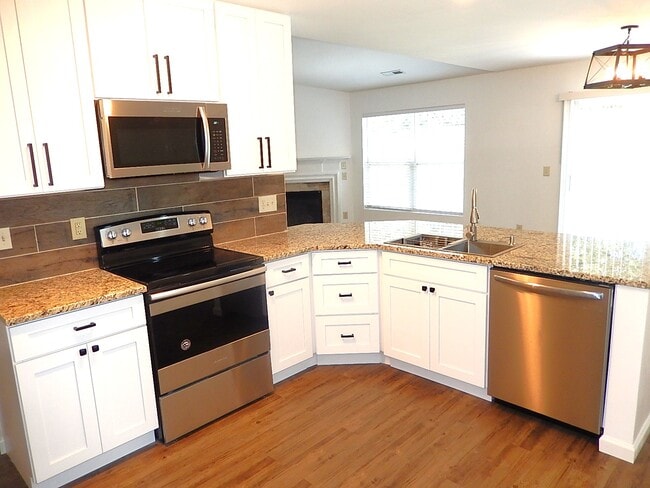 Building Photo - 4331 Crowfield Dr
