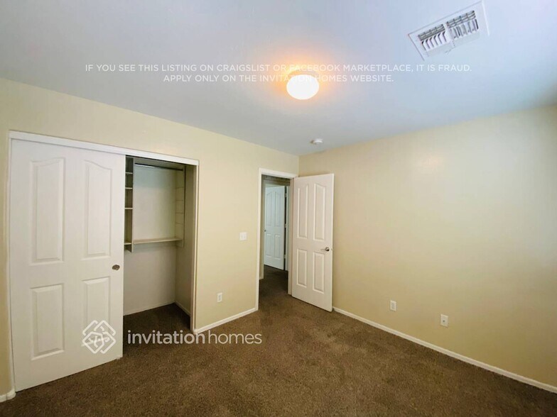 Building Photo - 45138 Miramar Rd