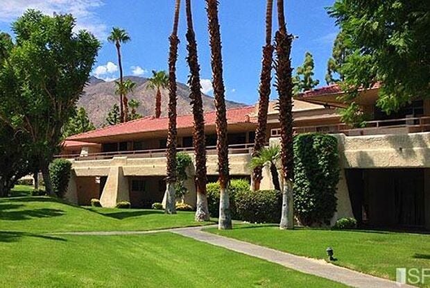 Primary Photo - 2860 N Los Felices Rd