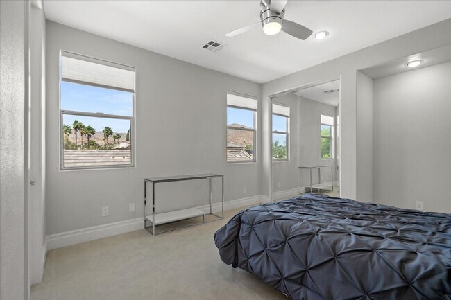 Building Photo - Stunning 5-Bedroom Home on the 12th Hole of Arroyo Golf Course in Red Rock Country Club