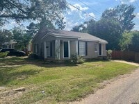 Building Photo - 1709 Belmont Dr