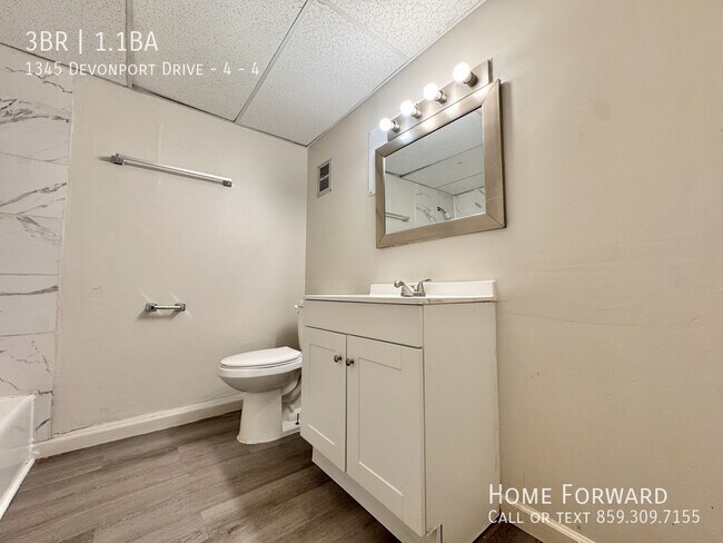 Building Photo - 1345 Devonport Dr
