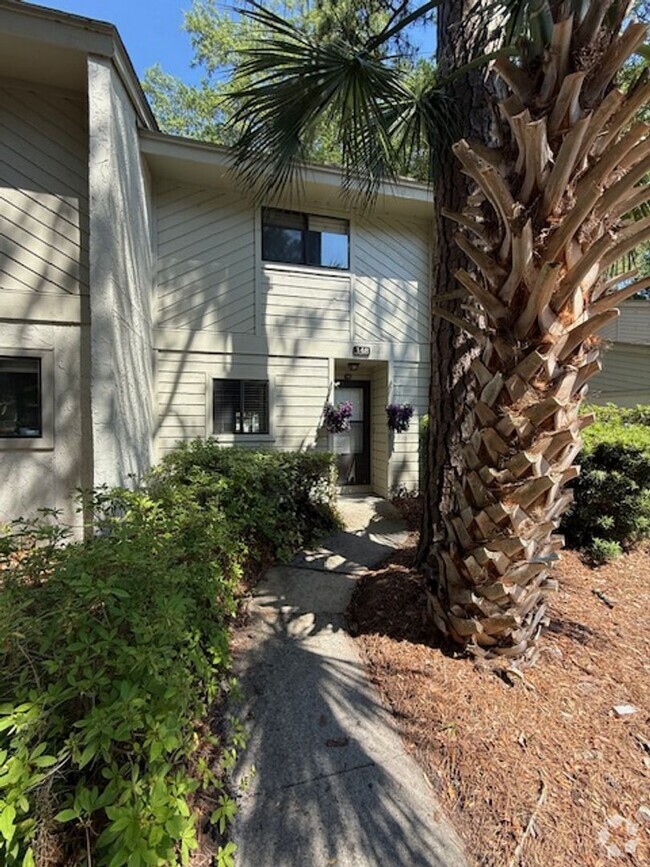 Building Photo - Upgraded - Woodlake Villa 148