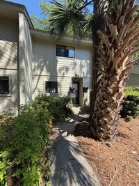 Building Photo - Upgraded - Woodlake Villa 148