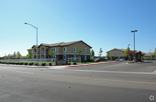 Building Photo - Tuolumne Village