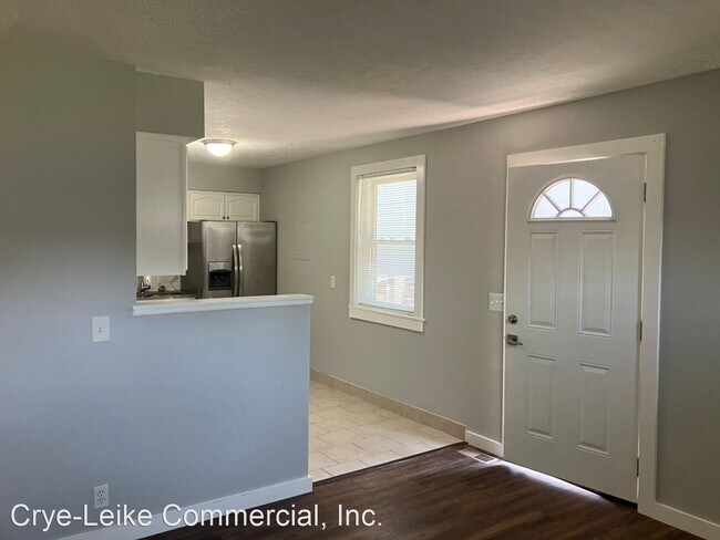 Building Photo - 2 br, 1 bath House - 1238 B Mcgavock Pike