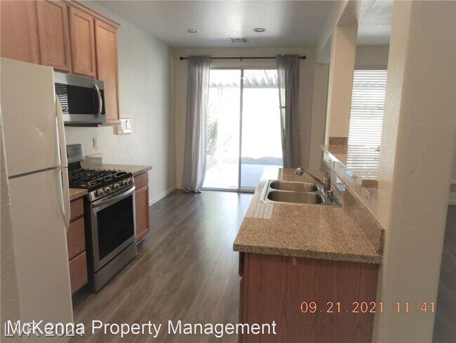 Building Photo - 3 br, 2.5 bath House - 6344 Sun Briar Ct