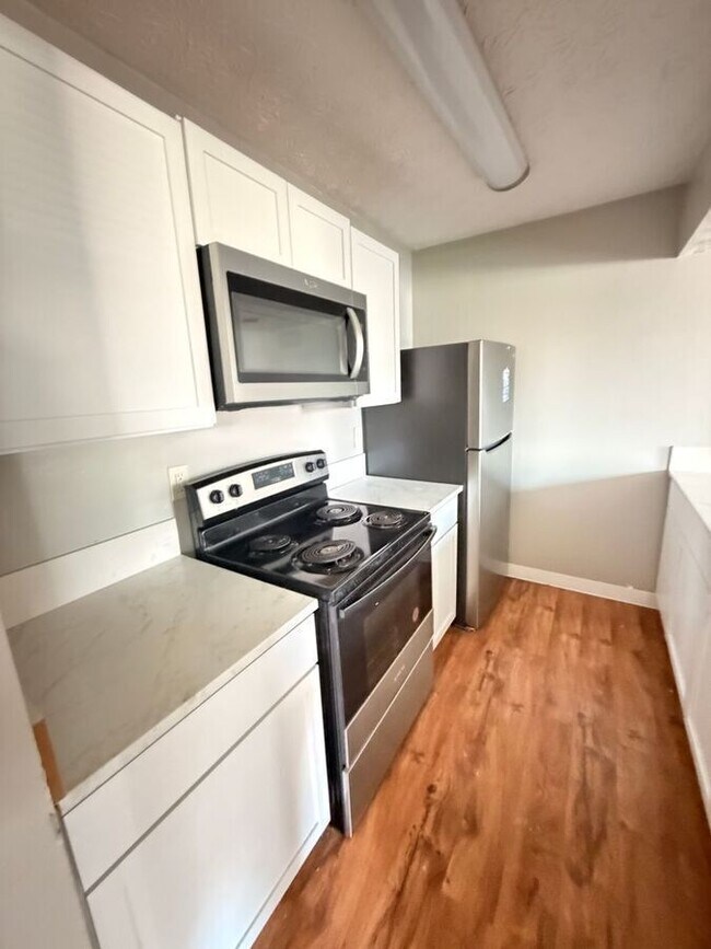 Building Photo - 116 Wichita Dr