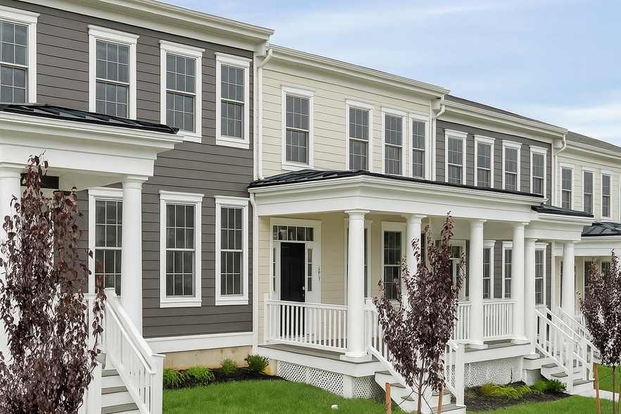 Primary Photo - 851 Mapleton Ave