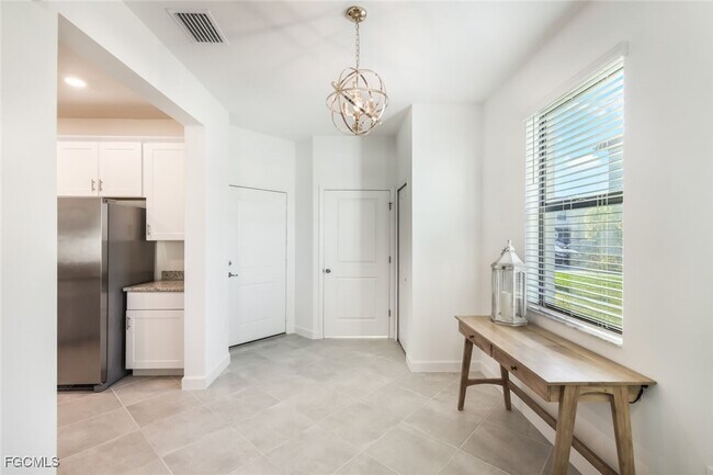 Building Photo - 14180 Gardeners Wy