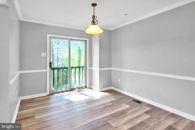 Building Photo - 12120 Apache Tears Cir
