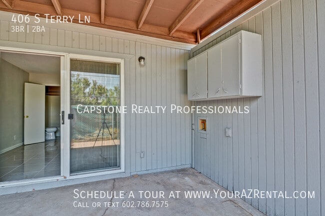 Building Photo - 406 S Terry Ln