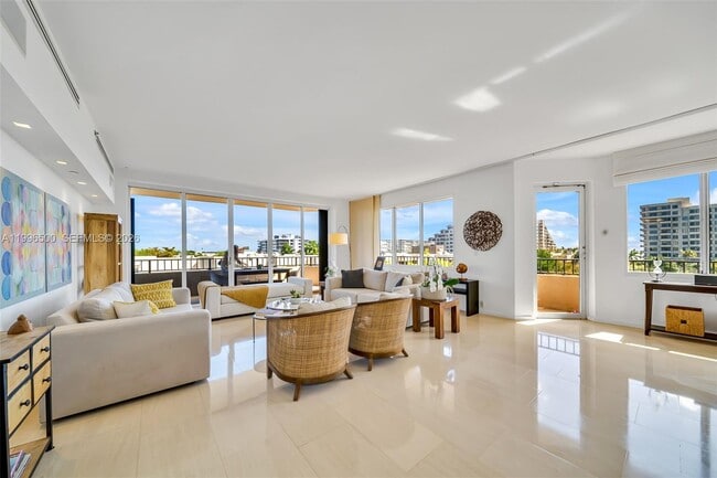 Building Photo - 151 Crandon Blvd