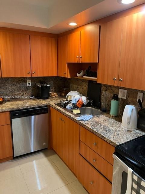 Building Photo - 1833 S Ocean Dr