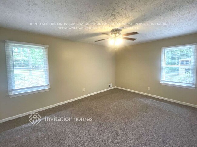 Building Photo - 3952 Butterfield Dr NW