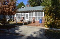 Building Photo - 1315-1317 Summerville Avenue - Inside CoC ...