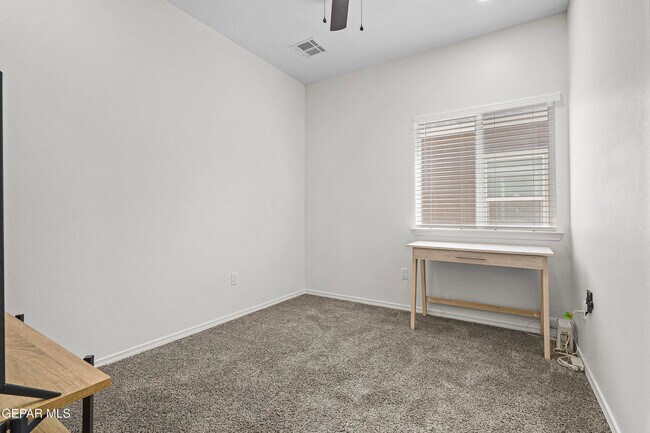 Building Photo - 5128 Jennifer Claire Ln