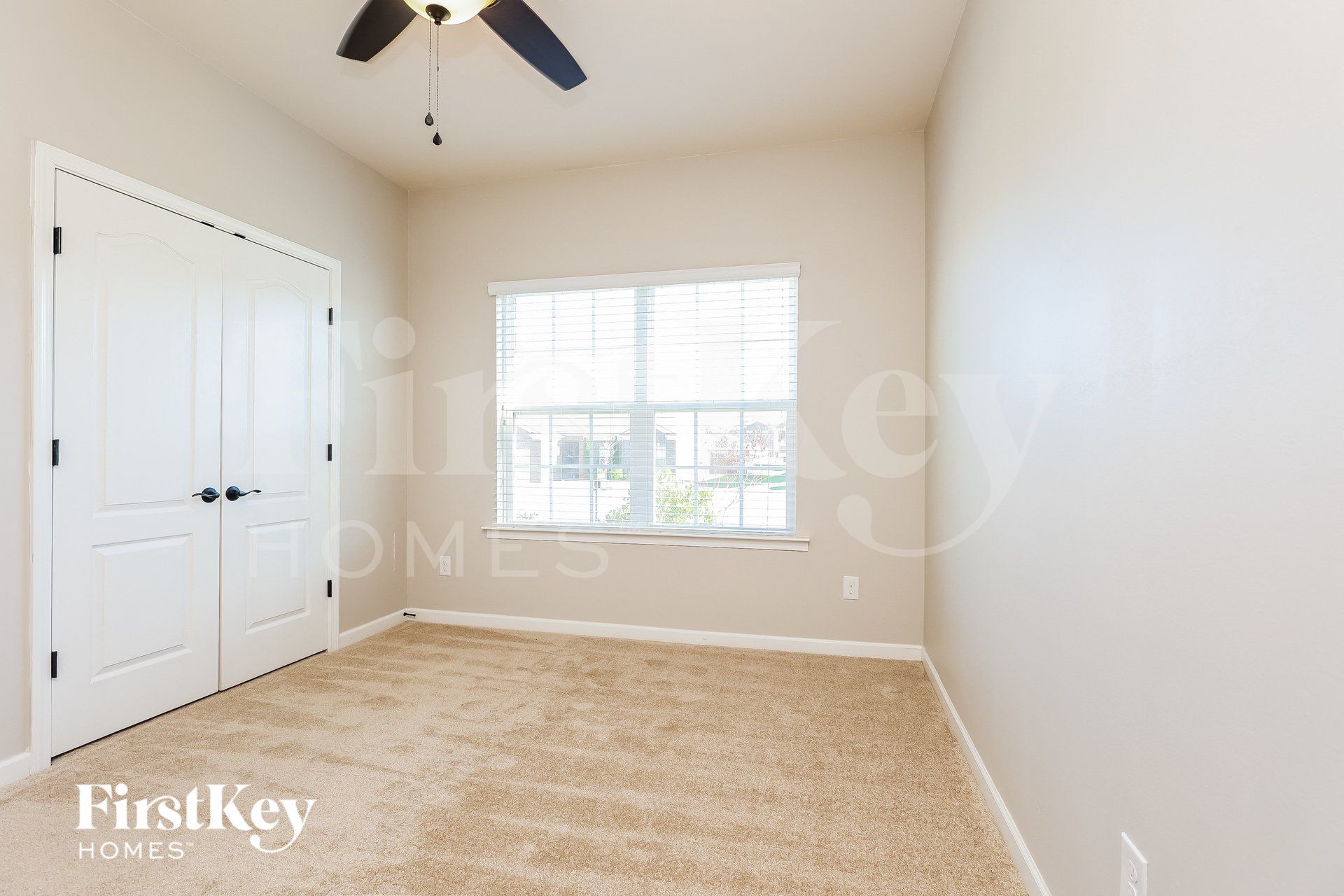 Building Photo - 831 Mesa Verde Pl