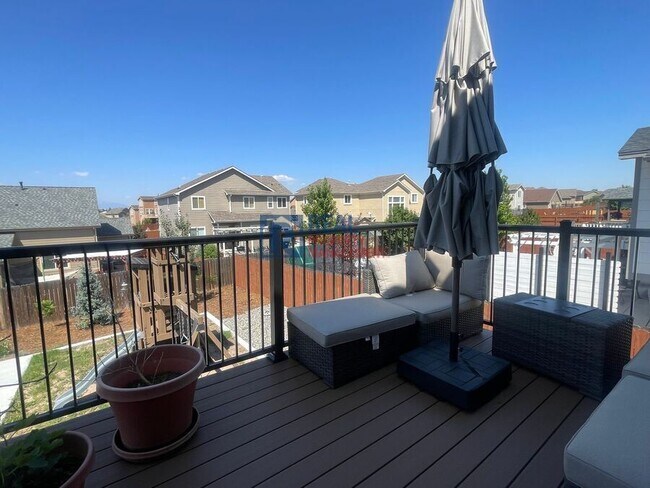 Building Photo - 10470 Mount Emerald Dr