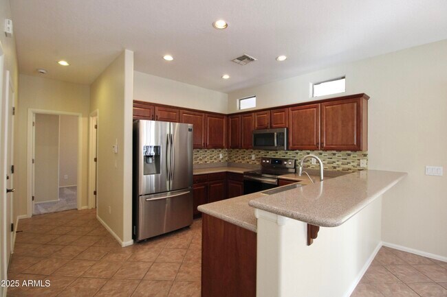 Building Photo - 16803 N 50th Way