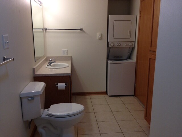 Building Photo - 211 W Mill St