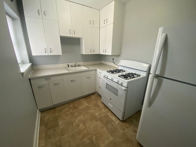 Building Photo - EN806