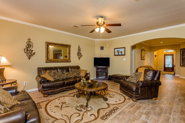 Primary Photo - 24718 Cobble Canyon Ln