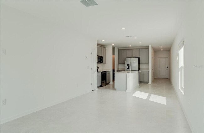 Building Photo - 1492 Cumberland Ave