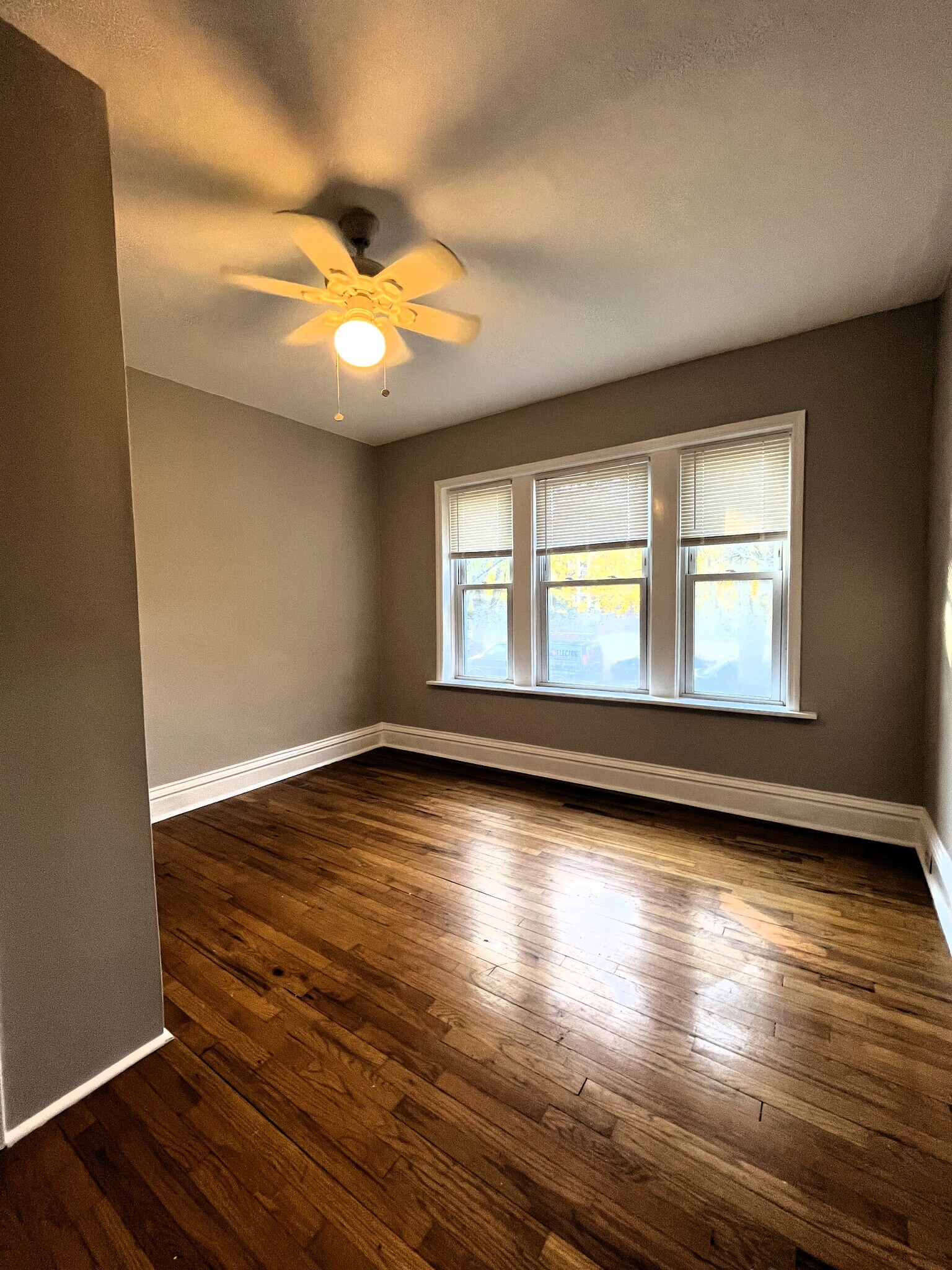 Building Photo - 5243 Bancroft Ave