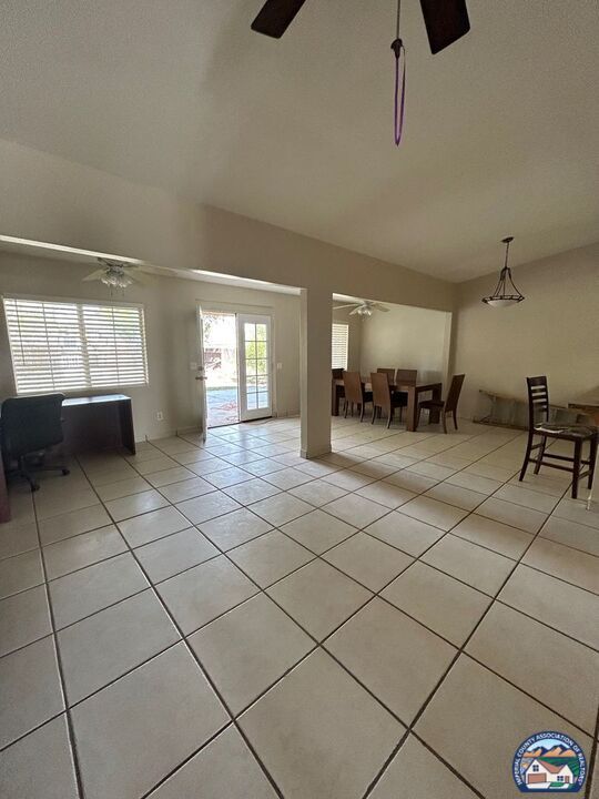 Building Photo - 22 Hawk St