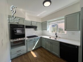 Building Photo - House in Redondo Beach