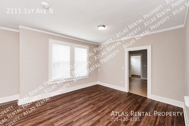 Building Photo - 2111 1st Ave N