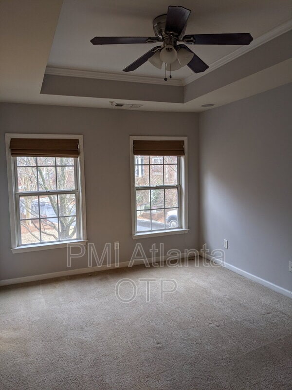 Building Photo - 1734 Highlands View Dr