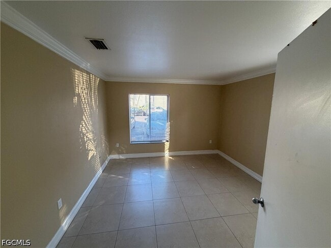 Building Photo - 1830 Maravilla Ave