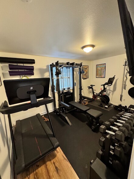 Building Photo - 3042 SW Indian Pl