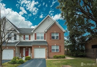Building Photo - 315 Birch Ct