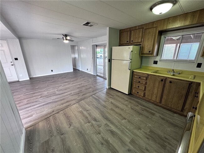 Building Photo - 1203 Pso Del Mar