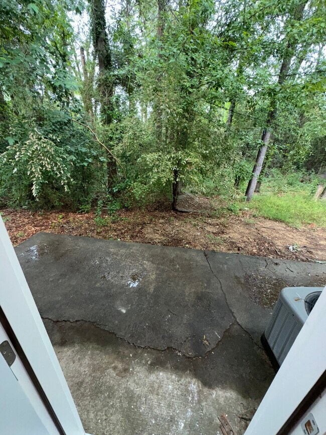 Building Photo - 1116 Windgate Cir NW