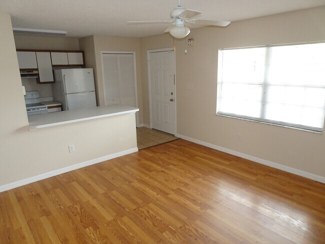 Building Photo - Pine Castle Villas Apartments