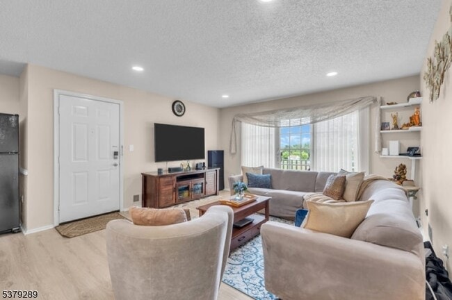 Building Photo - 1509 Longley Ct
