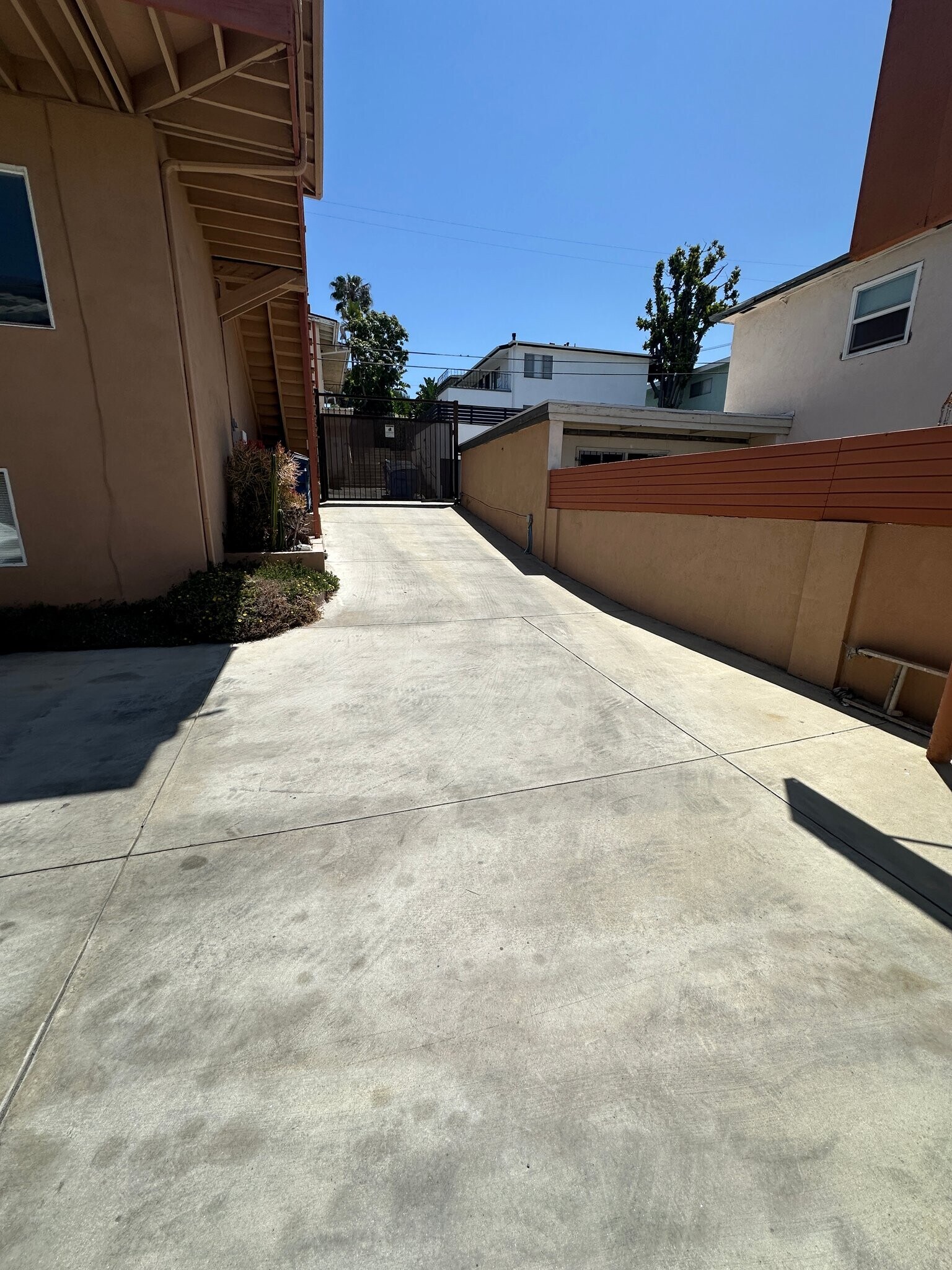 Building Photo - 918 N Market St