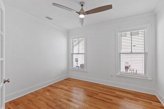 Building Photo - 2505 Mount Vernon Ln