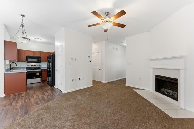 Building Photo - 2522 Laurel Cir NW