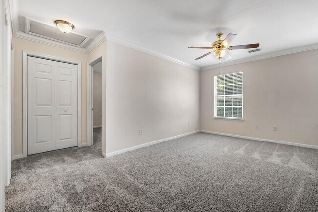 Building Photo - 8313 Elan Dr