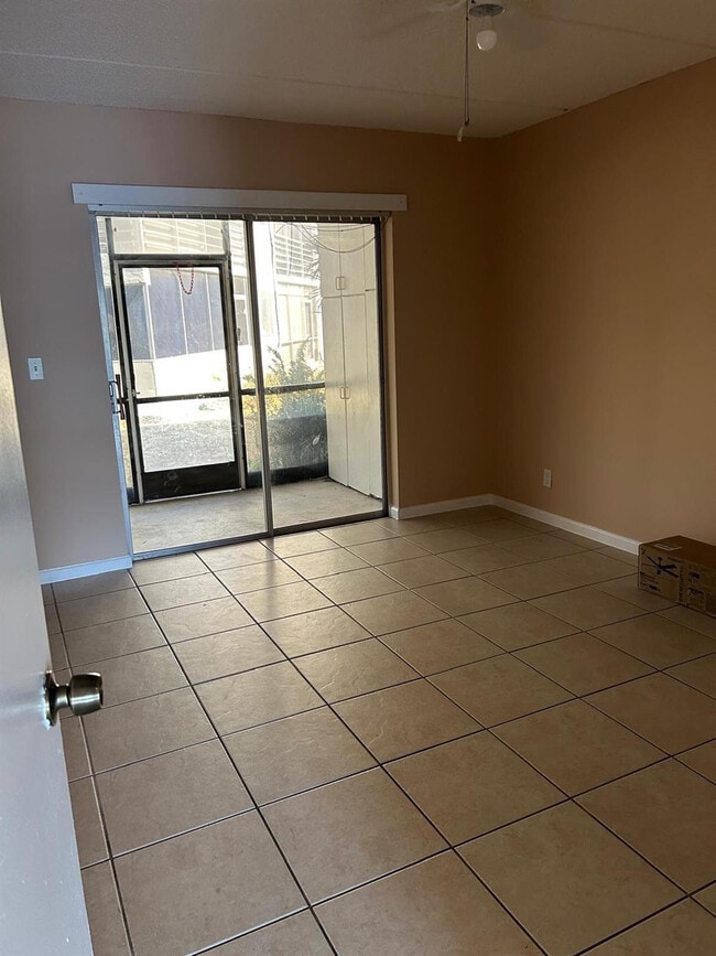 Building Photo - 2200 Springdale Blvd