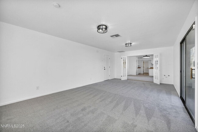 Building Photo - 430 Calle De La Plata